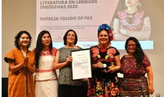 Natalia Toledo de Paz recibe Medalla Bellas Artes en la disciplina de Literatura en Lenguas Indígenas 2025