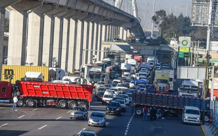 Aristegui en Vivo: Precios justos y parar importaciones; protesta nacional de transportistas y agricultores (25/11/2025)