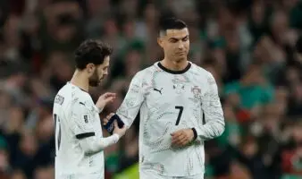 Mundial 2026: Portugal aplaza calificación y expulsan a CR7 | Video