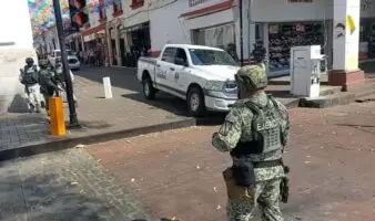 Aseguran a seis policías municipales de Uruapan, aparentemente en relación al caso Manzo