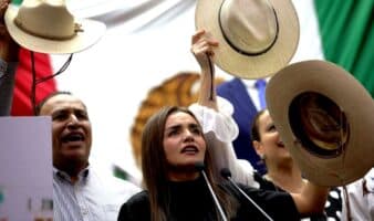 El 43% de michoacanos votaría por viuda de Manzo para gobernadora, según encuesta
