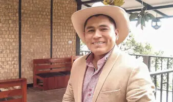 Cientos de pobladores despiden al exalcalde de Zongolica, asesinado el domingo pasado