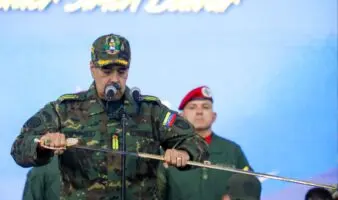'Prohibido fallar en esta coyuntura decisiva': Maduro ante miles de simpatizantes