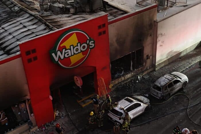 Tiendas Waldo’s promete apoyo a familiares de víctimas de incendio en Hermosillo