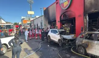 Hay 7 detenidos y 25 órdenes de aprehensión por incendio en Waldo's de Hermosillo