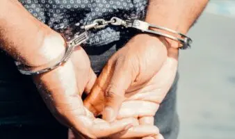 Cae exfuncionario ligado Álvarez Puga, esposo de Inés Gómez Mont