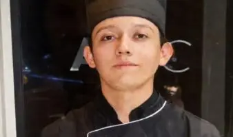 Carlos Emilio desapareció en pleno bullicio, en bar de exsecretario, y no hay avances