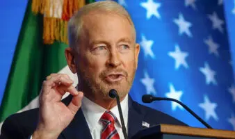 Embajador de EE.UU. felicita a México por operativo que derivó en la muerte de 'El Pichón'