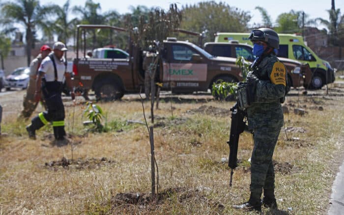 Reportan muerte de dos personas tras fuga en ducto de Pemex en Centla, Tabasco
