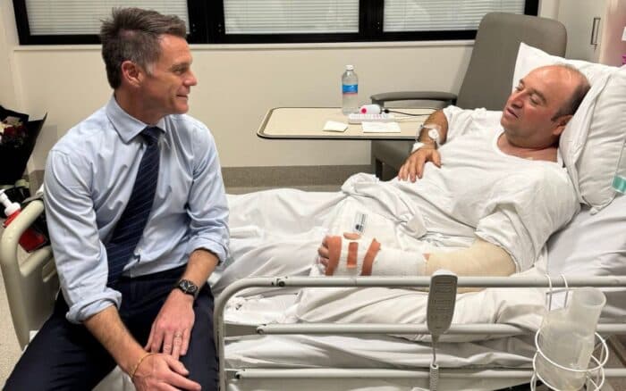 Héroe que desarmó a uno de los autores del atentado en Sídney recibió dos disparos