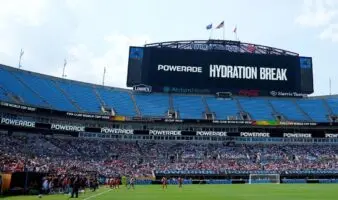 Mundial 2026: FIFA permitirá dos pausas de 3 minutos para rehidratación