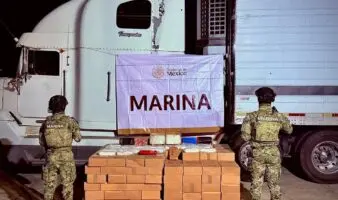 Marina descubren más de 600 kg de metanfetamina en doble fondo de tractocamión