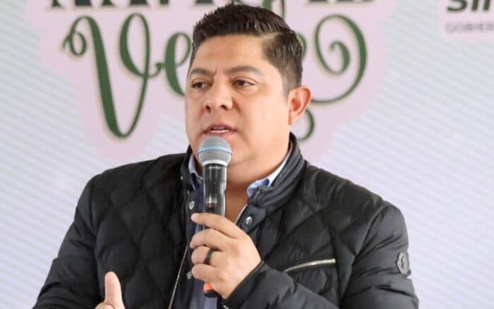 Gobernador de SLP defiende la 'Ley Esposa'