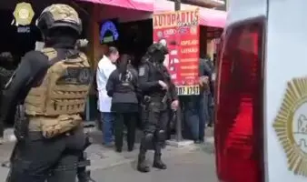 CDMX | Recuperan vehículos y desmantelan centros de venta ilegal de autopartes