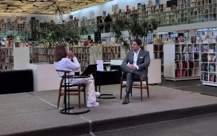 Artículo 19 critica "censura previa" de la entrevista al actor Eduardo Verástegui