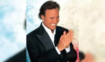 'Todo se va a aclarar', dice Julio Iglesias sobre 'la casita del terror'