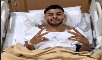 Mundial 2026: Operan a Alexis Vega, baja de 4 a 6 semanas