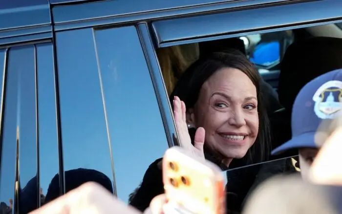 Machado: 'Contamos con Trump para la libertad de Venezuela'; le presenta su medalla del Nobel de la Paz