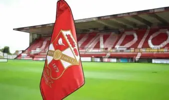 Dan siete partidos de castigo a jugador por manosear a rivales