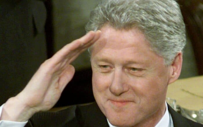 Clinton declara ante el Congreso que 'no sabía nada' sobre los crímenes de Epstein