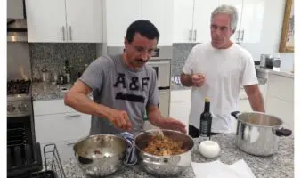 Dimite el CEO de DP World tras revelación de mensajes con Jeffrey Epstein; 'me encantó el vídeo de la tortura'