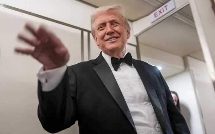 Trump afirma que Sheinbaum accedió a su petición de frenar los envíos de petróleo a Cuba