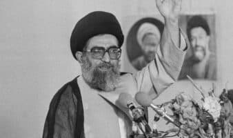 Irán confirma muerte de Ali Jameneí y declara 40 días de luto