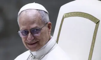 El papa pide dialogo entre Estados Unidos y Cuba para evitar el sufrimiento de los cubanos