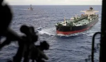 Estados Unidos intercepta petrolero Aquila II por violar bloqueo en el Caribe
