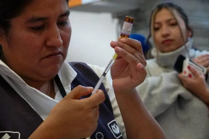 Brugada: Acceso a vacunas contra el sarampión está garantizado en la CDMX