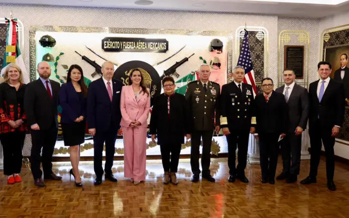 Zar antidrogas de EE.UU. se reúne con Gabinete de Seguridad y felicita operativo contra ‘El Mencho’