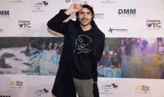 Actor se precipita desde un tercer piso y es hospitalizado con fracturas