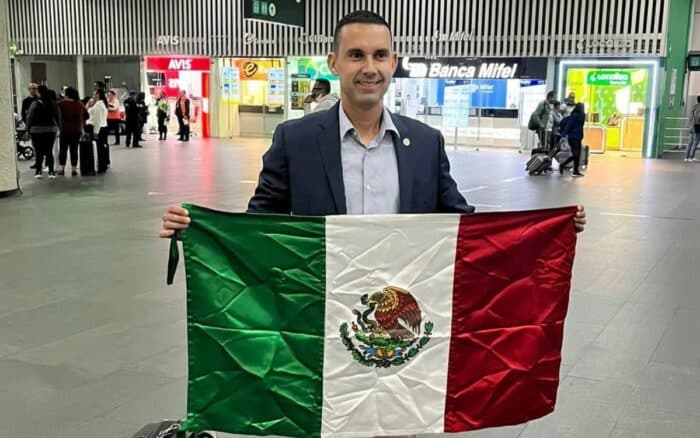 Árbitro César Arturo Ramos está varado en Qatar tras conflicto bélico en Medio Oriente