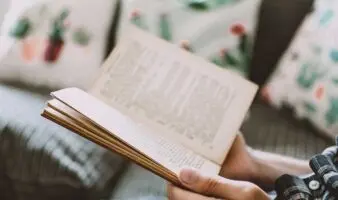 Extinción y pérdida de las lenguas | Artículo de Luis Fernando Lara