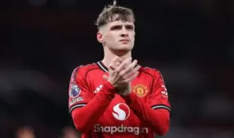 Dan seis partidos de castigo a jugador del ManU por insulto homófobo