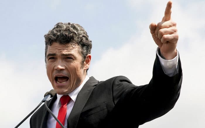 El FBI investiga a Joe Kent por presuntas filtraciones antes de renunciar como jefe antiterrorista