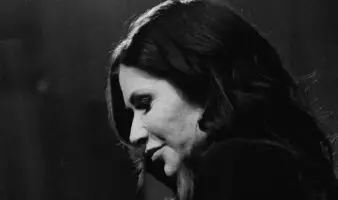 ¿Quién es Kristi Noem y cuáles fueron sus escándalos como responsable de Seguridad Nacional?