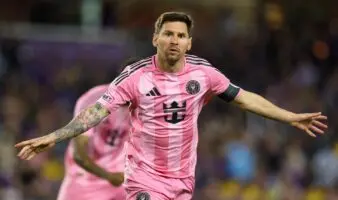 Llega Lionel Messi a 900 goles en su exitosa carrera | Video