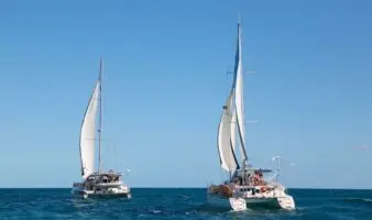 Marina busca dos veleros perdidos que llevaban ayuda humanitaria a Cuba