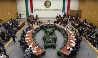 Arranca elección de tres nuevos consejeros del INE