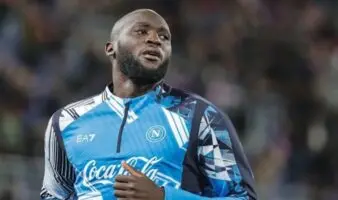 Napoli advierte que tomará "medidas disciplinarias" contra Romelu Lukaku