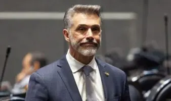 Sergio Mayer anuncia regreso como diputado tras eliminación en 'La Casa de los Famosos'