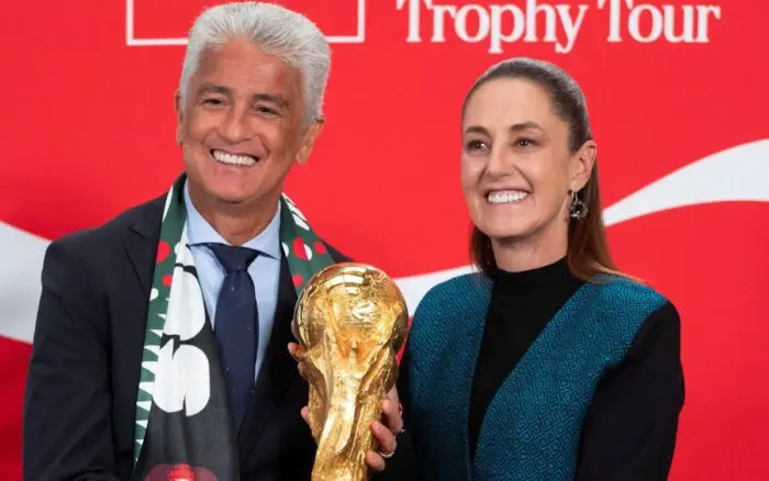 La Mañanera de Sheinbaum | Levanta la Copa Mundial de la FIFA; ¿Qué pasó con la reforma electoral? (03/03/2026)