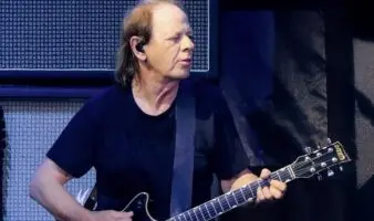 Stevie Young, guitarrista de AC/DC, es hospitalizado en Argentina; ¿peligra su concierto en México?