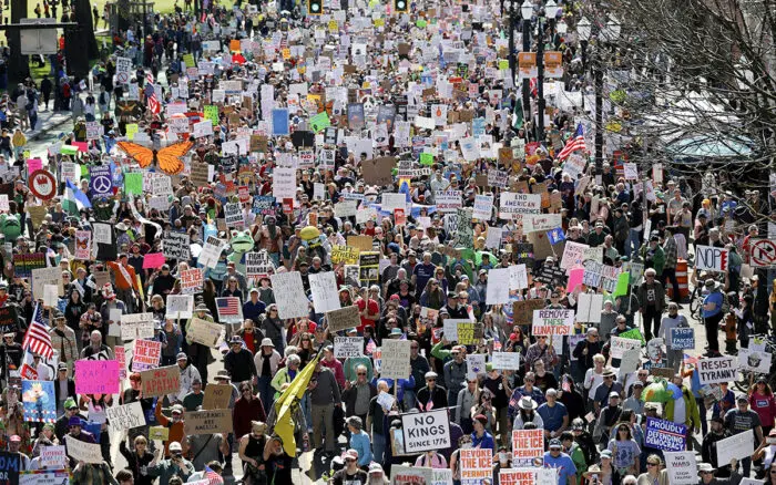 'No Kings' | Ocho millones marcharon contra Trump en EE. UU.