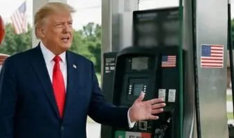 Trump suspende Ley Jones de 100 años para intentar bajar el precio de la gasolina