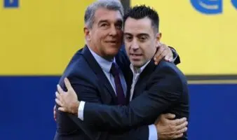 "Laporta me fichó pero me acabó fallando por completo": Xavi Hernández | Video