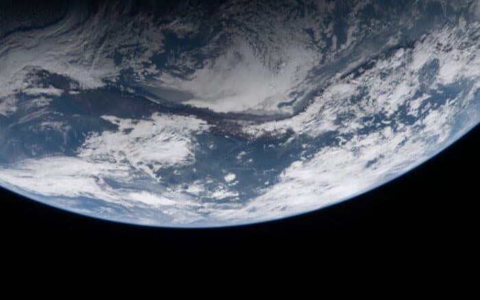 ‘Es nuestro hogar’: La NASA publica nuevas imágenes de Artemis II por el Día de la Tierra