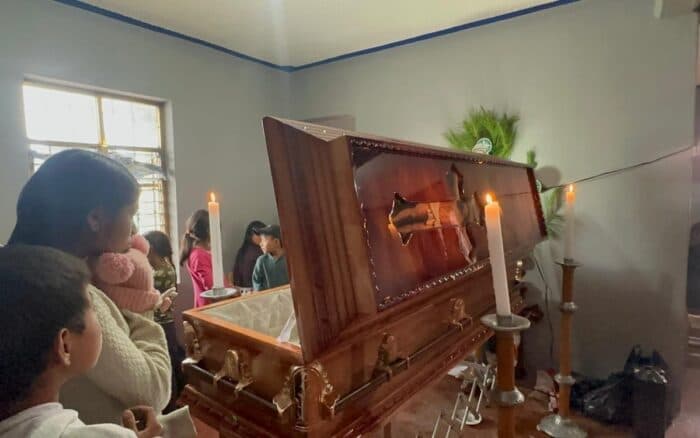 EE. UU. entrega cuerpo de migrante muerto bajo custodia de ICE y sin documentos que comprueben suicidio