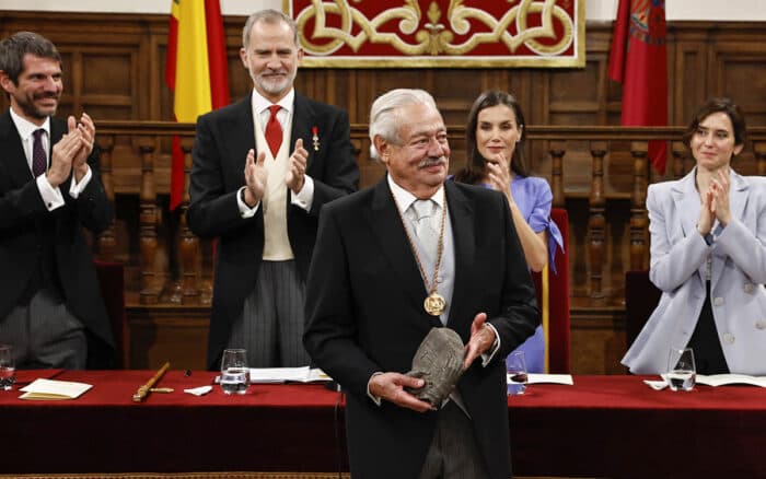 'La nacionalidad mexicana no puede disociarse de la historia y cultura españolas': Celorio al recibir el Cervantes